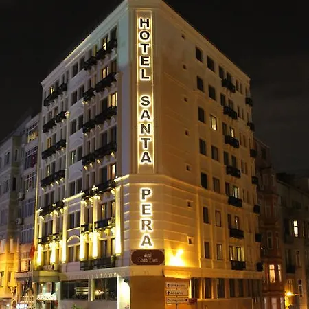 Santa Pera 4*