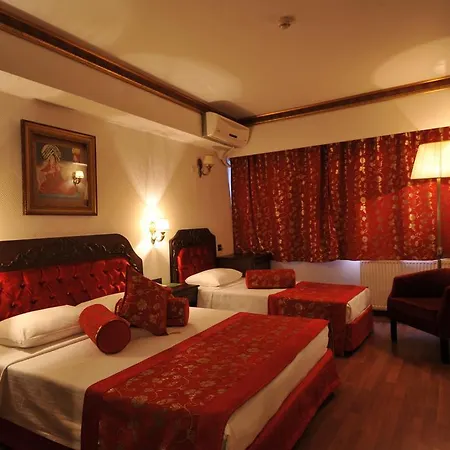 Hotel Santa Pera Istanbul