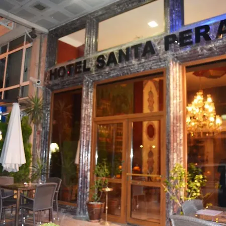 Santa Pera Hotel 2*