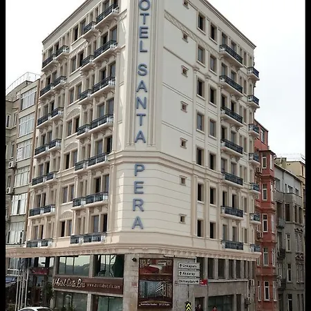 Santa Pera Отель