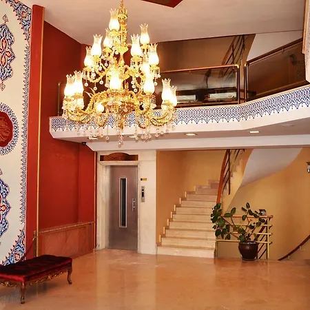 Santa Pera Hotel 2*