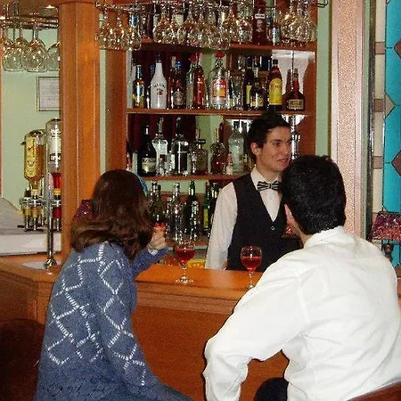 Santa Pera Hotel